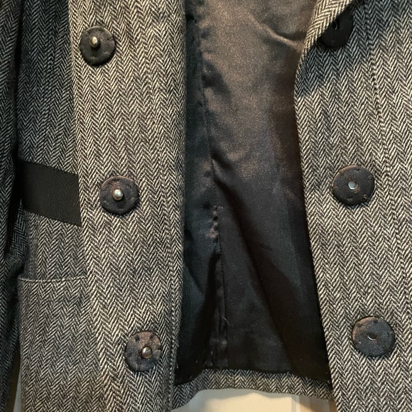 Classiest, versatile blazer! - Picture 2 of 4